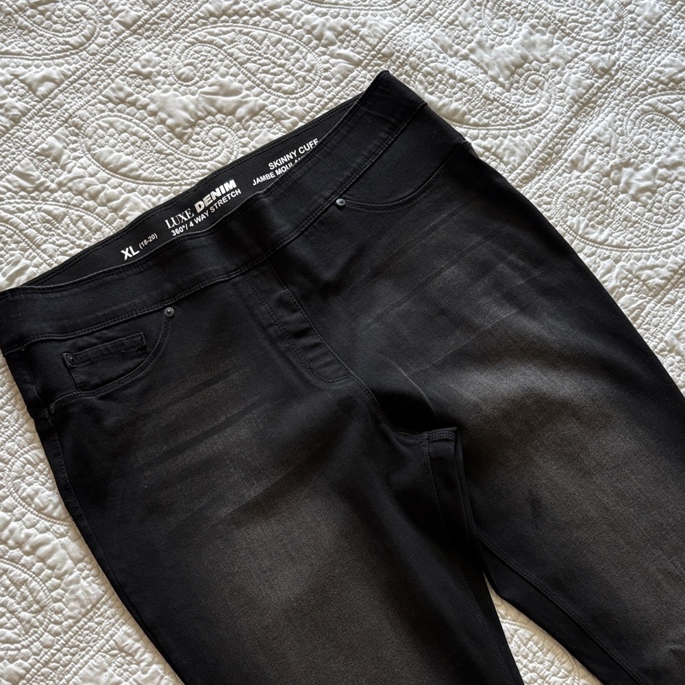 NYGARD Luxe Denim Black Pull On Skinny Jeans